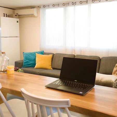 Primrose Boutique Apartment อัชโดด ภายนอก รูปภาพ